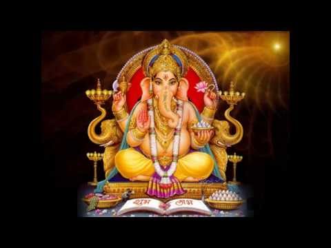 Lord Ganesha Chanting Mantra for Good Luck