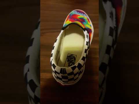 Fake Vans (Classic Slip On).