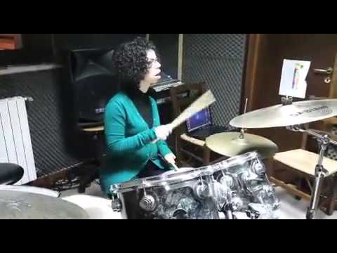 Pia dopo un mese di batteria con:rosso relativo