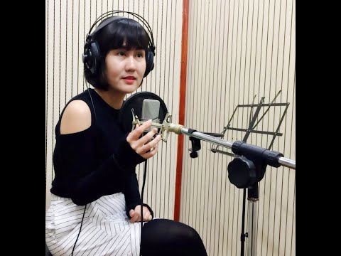 Thể hiện bởi Phạm Hoàng Oanh