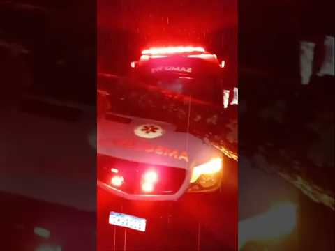 🚨 Árvore cai sobre ambulância do SAMU entre Muriaé e Miraí após forte chuva!