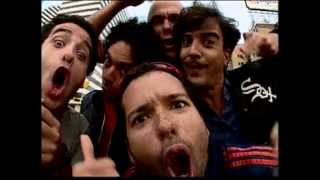 Esto Es Lo Que Hay Lyrics English Translation