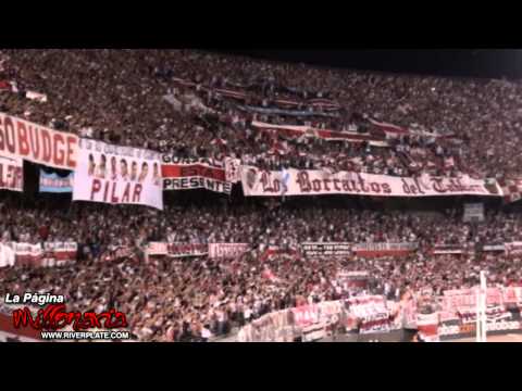 ""Esta es la banda de River Plate, la vuelta vamo a dar" - River vs Huracán" Barra: Los Borrachos del Tablón • Club: River Plate