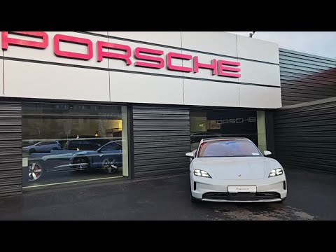 Porsche Taycan 4S Cross Turismo - Image 2