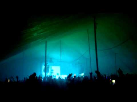 Alesso @ Tent Party London - Sweet Disposition Vs. Knas