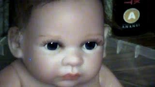 My doll&#39;s eyes are MOVING!