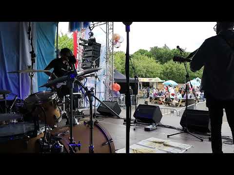 I Will Survive by Gloria Gaynor | Kooskoos at the Foyle Maritime Festival