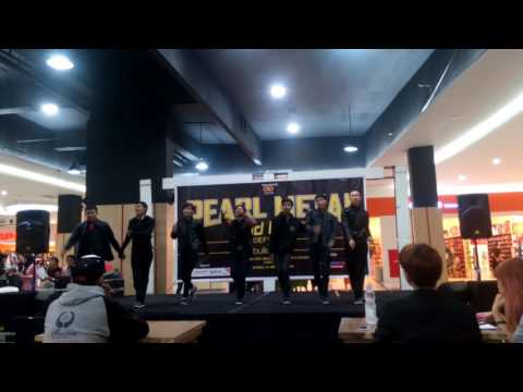 BSB (Bangtan Solo Boys) performance at Pmg Defvalen Solo Paragon