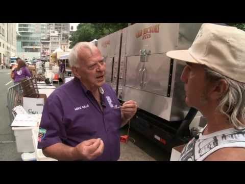 download lagu mp3 mp4 Big Apple Bbq 2013, download lagu Big Apple Bbq 2013 gratis, unduh video klip Big Apple Bbq 2013