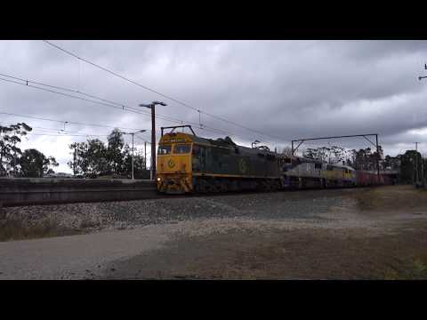 Blue Mountains - 8037 / VL357 / 1105 with Qube 8112 - 6/6/17