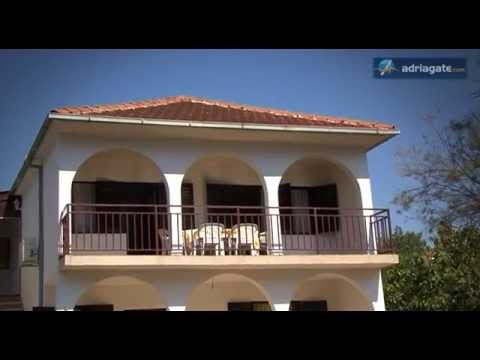 APARTMENTS MILAN 13571 adriagate.com