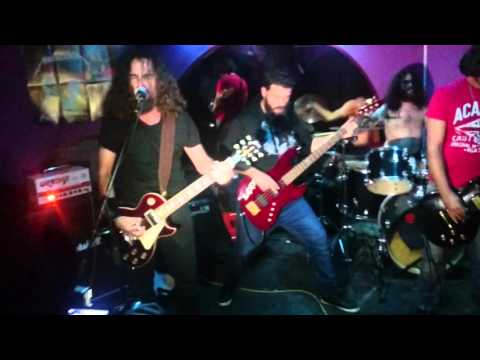 12 02 16 Me La Suda Live At Dungeon And Metal