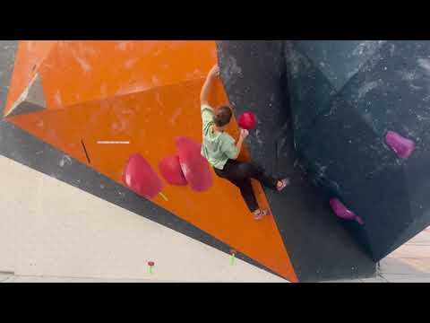 Qualifications U16 F B05