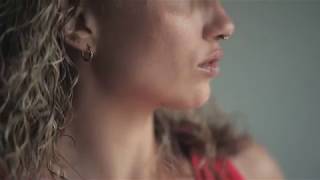 Still by Fransisca London : MeetEm.com