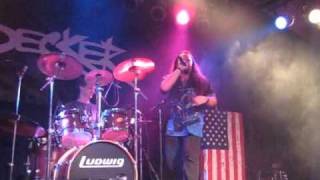 DECKER covers I Stand Alone by Jackyl