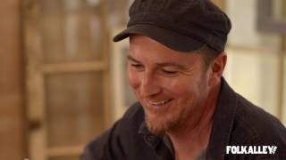 Folk Alley Sessions: Peter Mulvey - &quot;The Other Morning Over Coffee&quot;