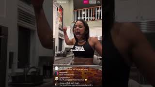 Chriseanrock 🍕😂