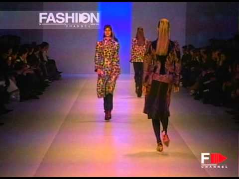 "Etro" Autumn Winter 2003 2004 Milan 3 of 4 Pret a Porter Woman by FashionChannel