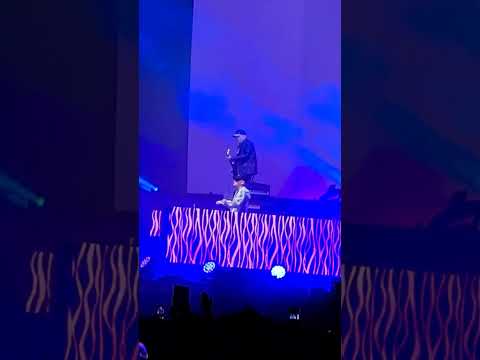 Bizarrap y Gaspar Benegas tocando “Jijiji” - Lollapalooza Argentina Live Concert 2022