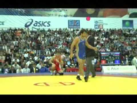 BRZOZOWSKI Krystian (POL) -- TSARGUSH Denis (RUS)  1/4 Finale