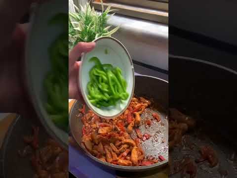 How to Craft the Ultimate Subway Sandwich: Tips, Tricks, and Flavor Explosions!#shorts  #recipe