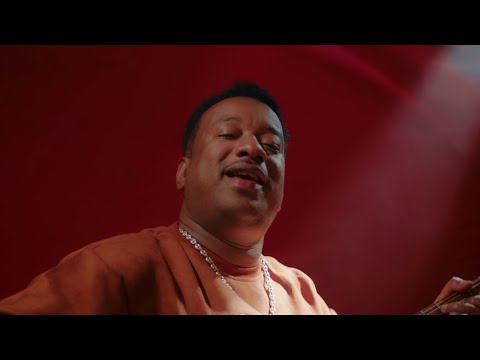 MAMENO - RAVITOTO MIARO VOANIO (Official Video)