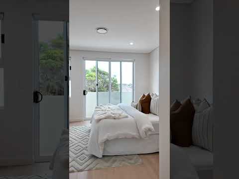 18B Eileen Street, Picnic Point, NSW 2213, 4 침실, 2 욕실, Apartment