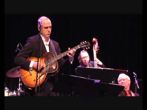 Martijn van Iterson playing his Gibson ES-125 - stolen moments