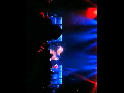 T-Pain Best Love Song Intro Live No Auto Tune
