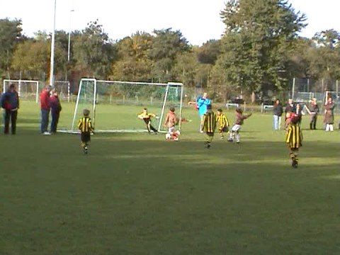 Voetbalwedstrijd DSO F11-Wilhelmus F11 dd 4-10-2008