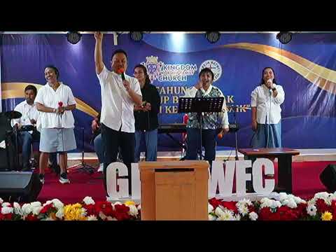 Siaran langsung Kingdom Worship Family Church KWFC