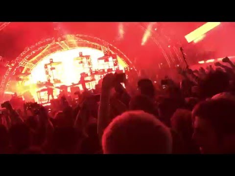 Eric Prydz vs deadmau5 b2b Day of the Dead 2014 Pt.3
