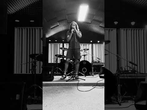 Lucie - Horkej den (Jiří M cover)