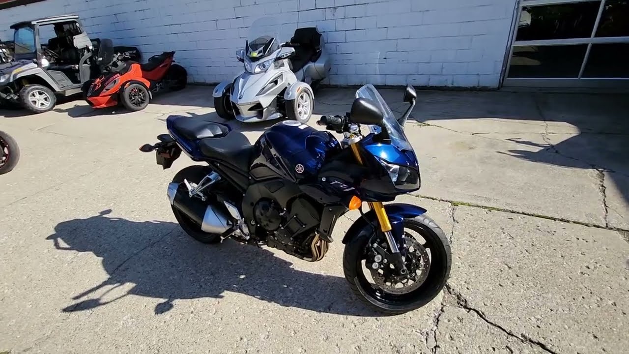 2007 Yamaha FZ1 Motorcycle