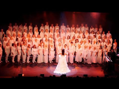 Golden Slumbers/Carry That Weight  (Jennifer Hudson/The Beatles) - Valley Rock Voices