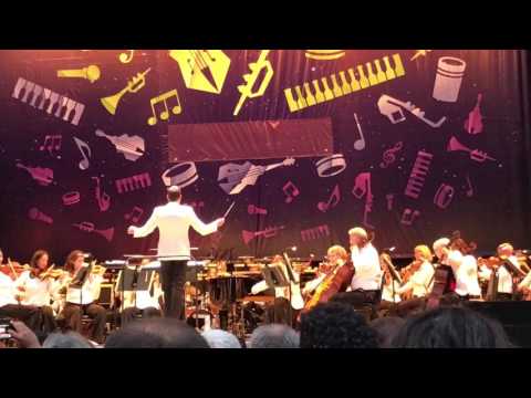 Main Theme from Jurassic Park - The New York Pops Orchestra - Forest Hills, NY June 8, 2017