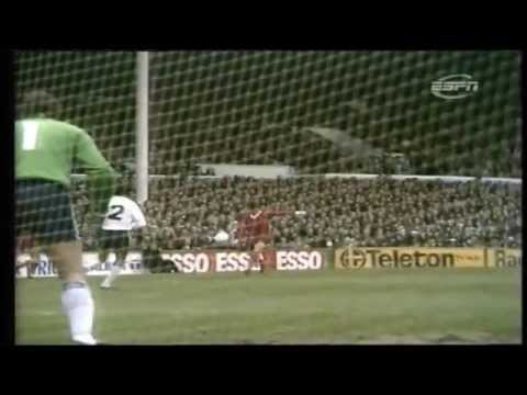 Terry McDermott goal of the season, Liverpool v Tottenham 1980