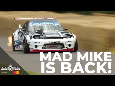 グッドウッド・フェスティバル・オブ・スピード2023 マッドマイクのRX-7ドリフト走行動画