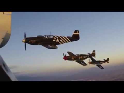 Mustangs P-51 Sunset Flight
