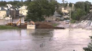 preview picture of video 'Levee Break in Bound Brook NJ Tropical Storm Irene 2011'