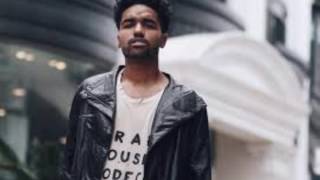 Mathaius Young  1 800 New Song