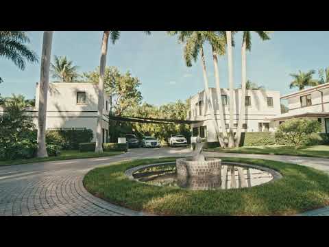 The Jill Zeder Group present 5811 N Bayshore Dr