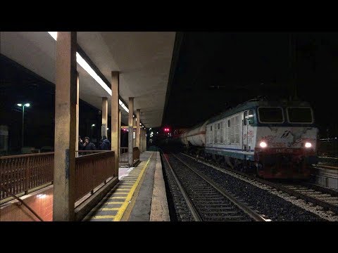 E652.134 sul MRV 52639 Domegliara - BRINDISI, in arrivo, Deviato, a Fano.