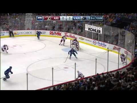 Arizona Coyotes vs. Vancouver Canucks (April 9) 2015