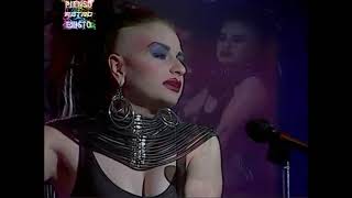 ALASKA Y DINARAMA La funcionaria asesina (TV Show)