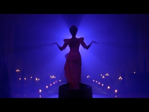 Thumbnail of the video: Featurette