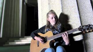 Louise Parker singing Dreamcatcher (Centennial Park)