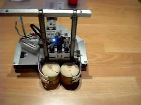 Robot 2009: First manipulations