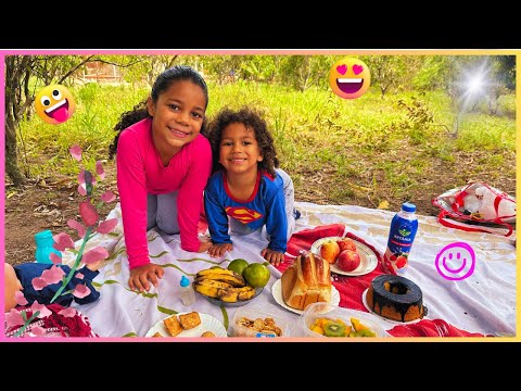PICNIC ON THE FARM WITH MARINA AND LUCAS!!!