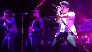 BRUNO MARS - OUR FIRST TIME - SEXY DANCE MOVES (@ THE COSMOPOLITAN 12-31-13) FRONT ROW